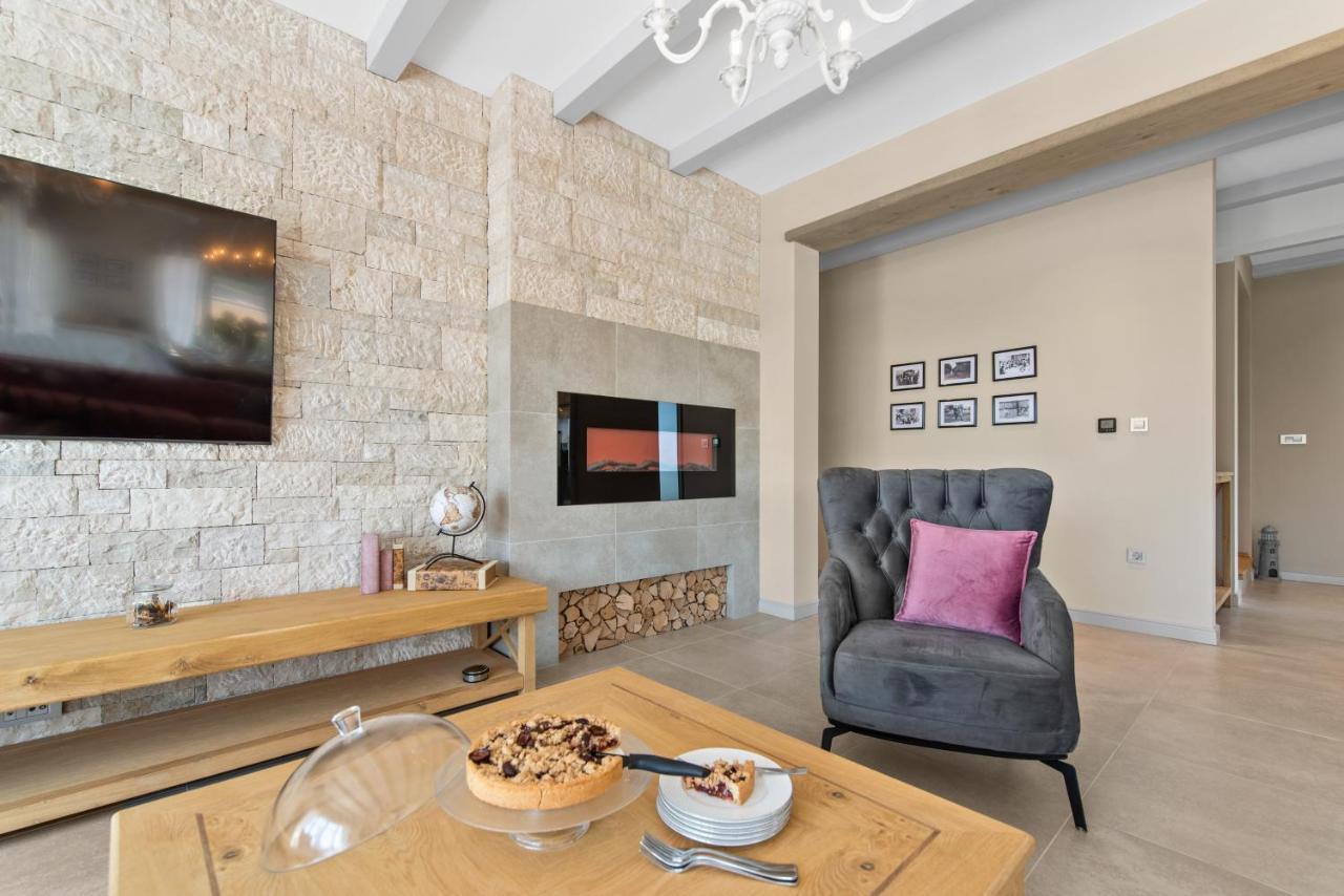 Villa Grivicic Nova Vas  المظهر الخارجي الصورة